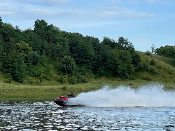 Гідроцикл на Дністрі біля Одаєва, Івано-Франківська область — драйв і краса каньйону
